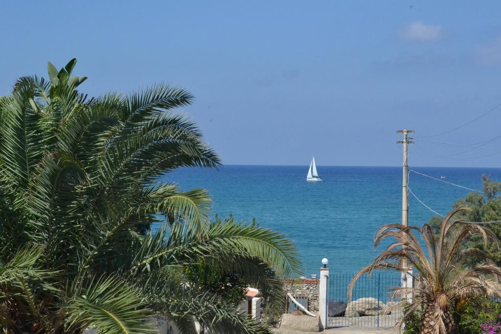 La Casa A Mare B&B Messina Kültér fotó