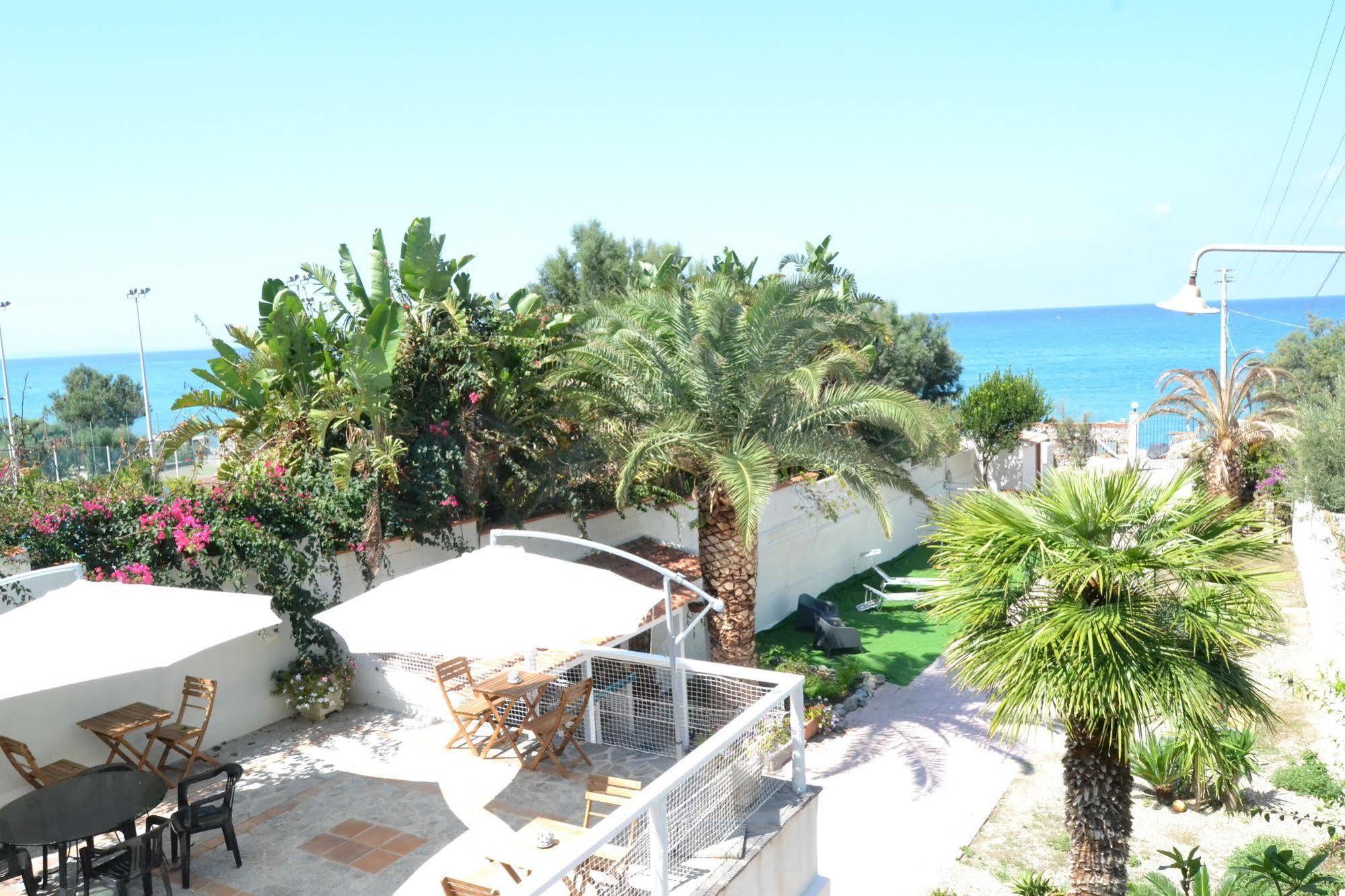 La Casa A Mare B&B Messina Kültér fotó